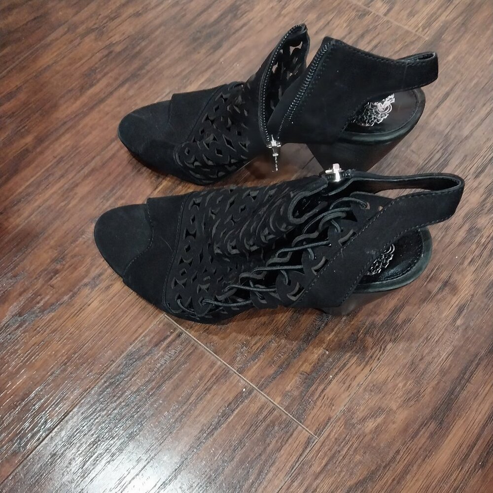Cone heel mule